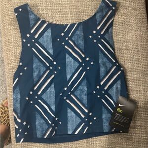 Nike Women's Navy Geometric Crop Top